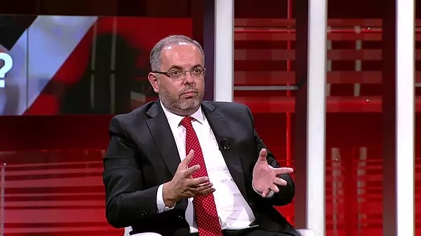 Milli Savunma Üniversitesi Prof. Dr. Erhan Afyoncu’nun dün akşam CNN Türk ekranlarında yaptığı açıklamaları gündemde.