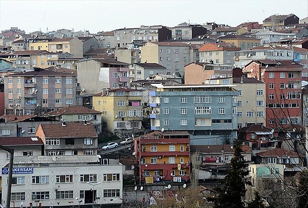 İstanbul Emlak Müşavirleri Derneği Başkanı Adnan Yeşiltaş öğrencilere kiralık evler konusunda uyardı: Elinizi çabuk tutun.