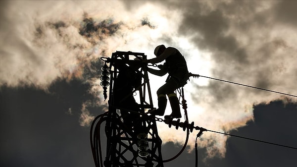İşte 5 Ağustos Salı günü İstanbul’da elektrik kesintisi olacak ilçeler…👇