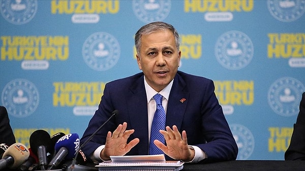 Organize bir suç örgütünün el geçirdiği  e imzalarla sahte üniversitesi ve lise diploması ile sahte ehliyet satmasının yankıları sürüyor.