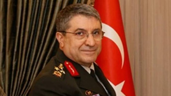Selçuk Bayraktaroğlu'nun Askeri Kariyeri