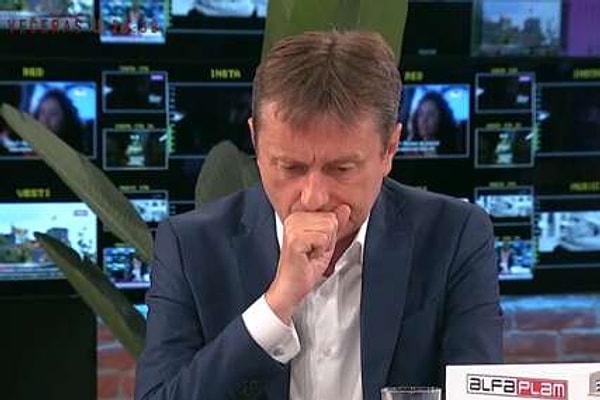 Sırbistan Sağlık Bakanı Zlatibor Loncar, bakan arkadaşının durumunun ağır olduğunu açıkladı.