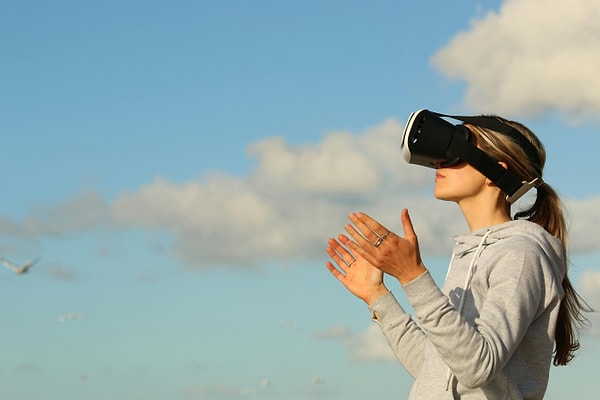 Sanatın İçine Adım Atmak: VR Deneyimi