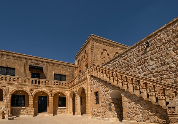 6. Discover Stone Mansions and Telkari Art in the Streets of Midyat