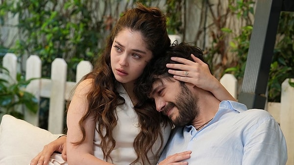 Geçtiğimiz sezon NOW TV'de yayınlanan Leyla büyük beğeni toplamıştı.