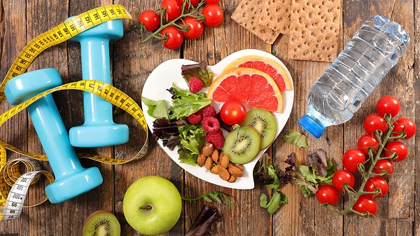 4. Sence iyi beslenmek mi yoksa sadece spor yapmak mı?