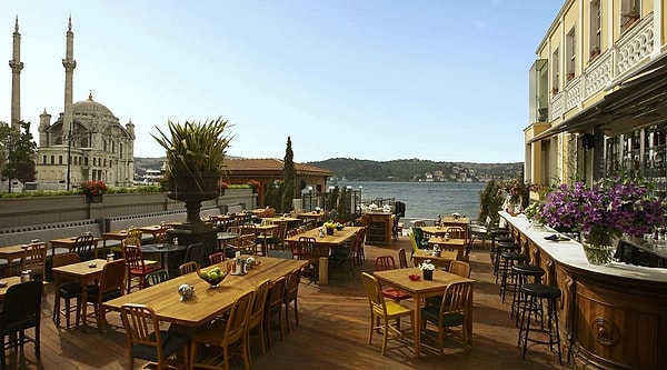 2. The House Cafe Ortaköy – Comfort in the Heart of the Bosphorus