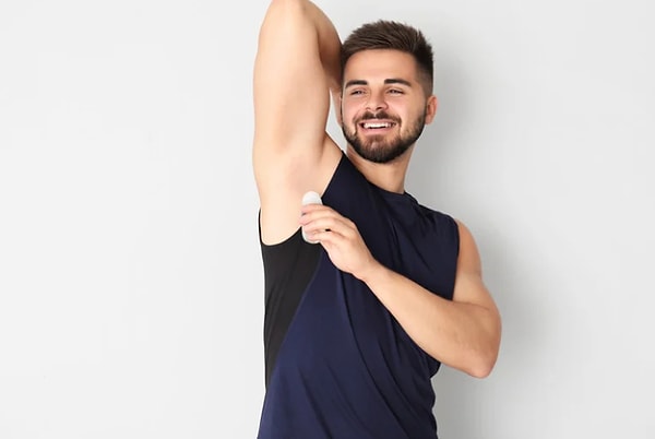 Roll-on hassas ciltler için daha iyi bir seçenektir.