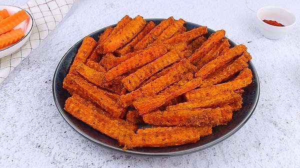 6. Baharatlı Patates ve Havuç Cipsi