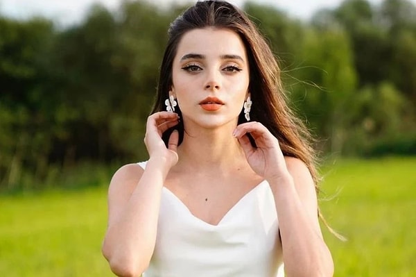 Seda Bakan’ın kızı rolü içinse TikTok dünyasından bir isim seçildi.