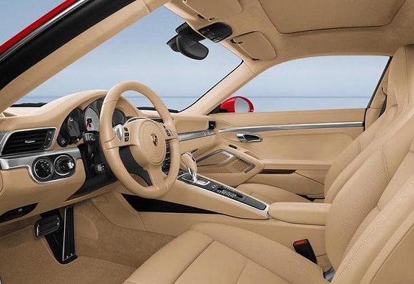 Le Mans yarış formatı artık bu şekilde başlamasa da Porsche, ince detayı korumayı tercih etti.