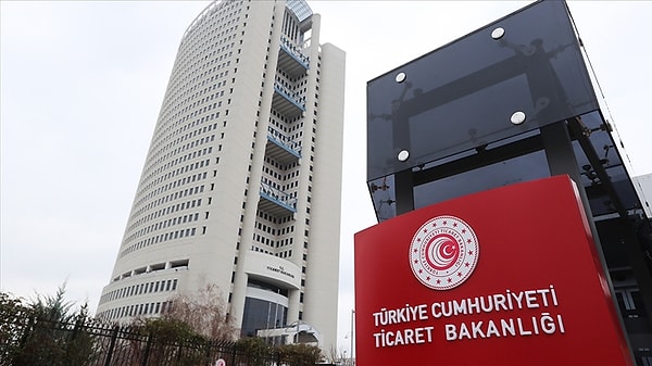 Halk sağlığını tehdit eden ürünleri sitesi üzerinden ifşa eden Ticaret Bakanlığı listesini güncelledi.