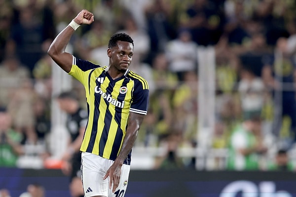 Fenerbahçe, Chobani Stadyumu’nda çıktığı ilk resmi maçı kazanmayı başardı.