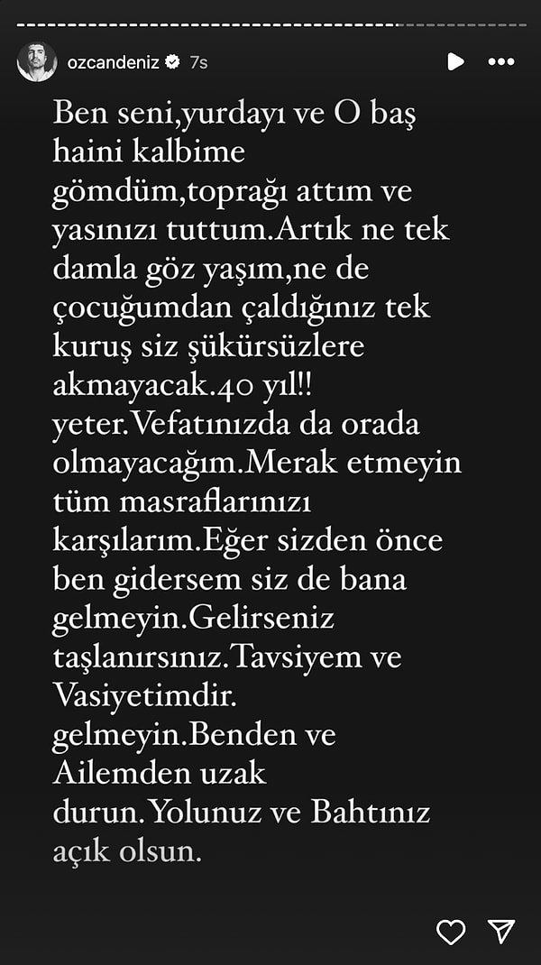 Ancak ne olduysa oldu barış çağrısının üzerinden kısa bir süre sonra annesi bu kez Özcan Deniz'den vazgeçtiğini duyurdu.