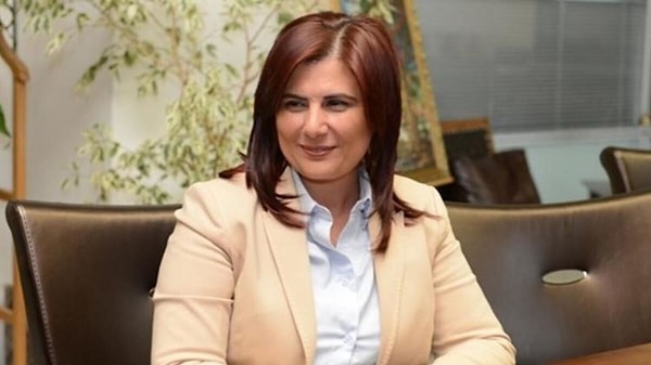 Özlem Çerçioğlu İstifa mı Etti?