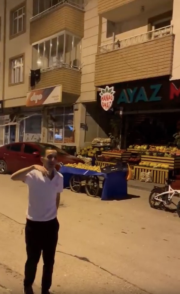Esnaftan "İnsanlık ölmemiş" dedirten davranış.