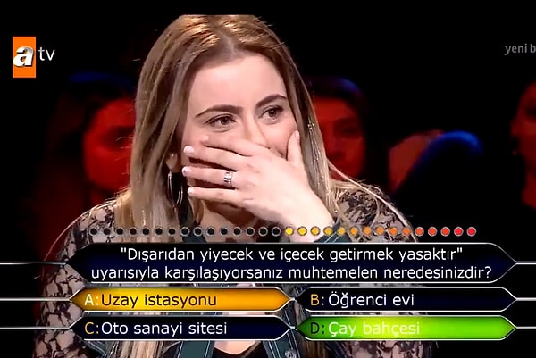 "Dışarıdan yiyecek ve içecek getirmek yasaktır" uyarısıyla karşılaşıyorsanız muhtemelen neredesinizdir?