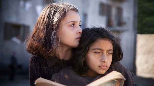 Uluslararası televizyon dünyasının en ses getiren yapımlarından biri olan Benim Olağanüstü Arkadaşım (My Brilliant Friend), Türkiye’de yeniden uyarlanıyor.