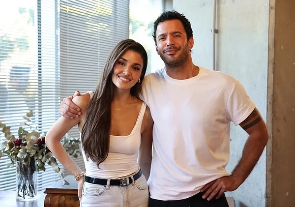 Hande Erçel ve Barış Arduç ikilisi, atv'nin Aşk ve Gözyaşı dizisiyle üçüncü kez partner oldu.