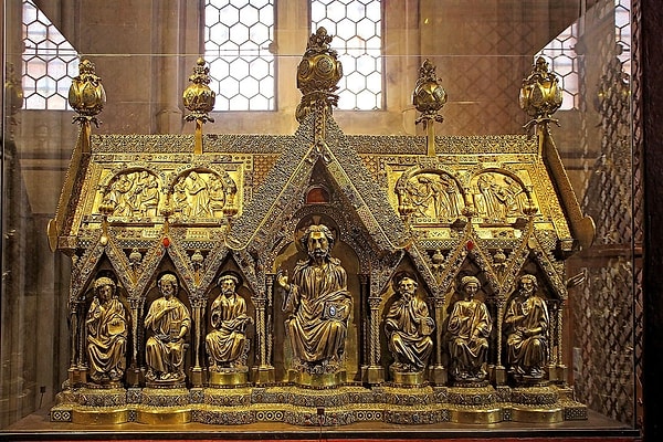 11. St. Elizabeth'in Türbesi