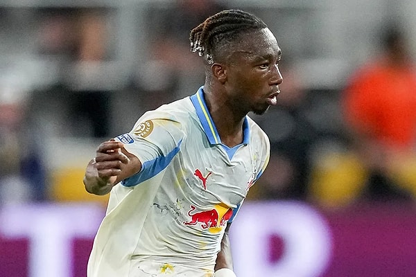 2021 yılından beri Salzburg forması giyen Nene, Fenerbahçe'nin gündemine geldi.