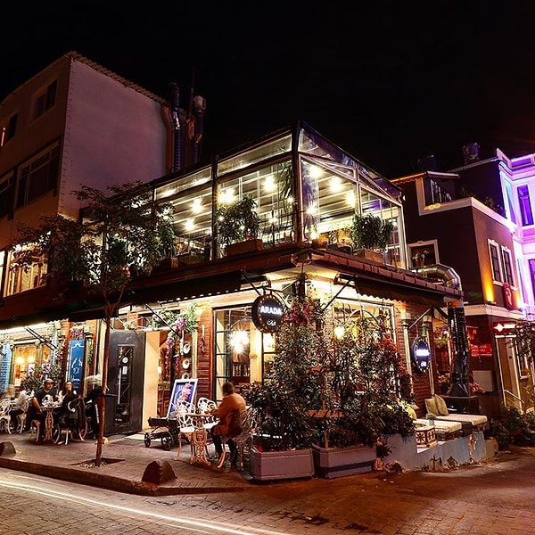 8. Lebanese Cuisine and Falafel in Karaköy: Arada Cafe