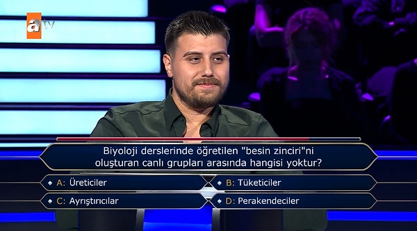 Kendini garantiye almak isteyen yarışmacıyı telefon jokeri yanıltmış oldu.