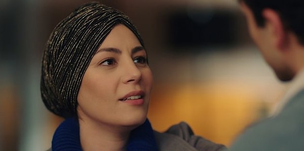 Show TV'nin fenomen dizisi Kızılcık Şerbeti'nde 3 sezon boyunca Leman karakterini canlandıran Sevim Erdoğan, Kısa Kafası programına konuk oldu.