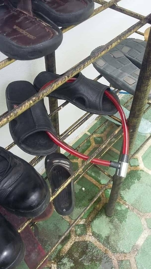 Haklı bir önlem: Ya terliğin teki kaybolsaydı!