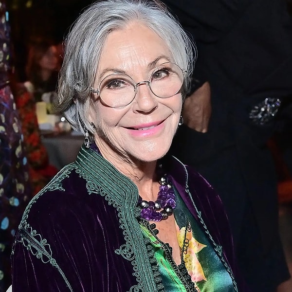 Alice Walton iki kez evlenip boşandı ve hiç çocuğu olmadı.