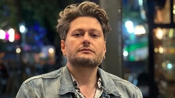 Furkan Bölükbaşı, Twitter’da AKP ve hükümet ile ilgili paylaşımlarda bulunan en etkili hesaplardan biri olarak öne çıkıyordu.