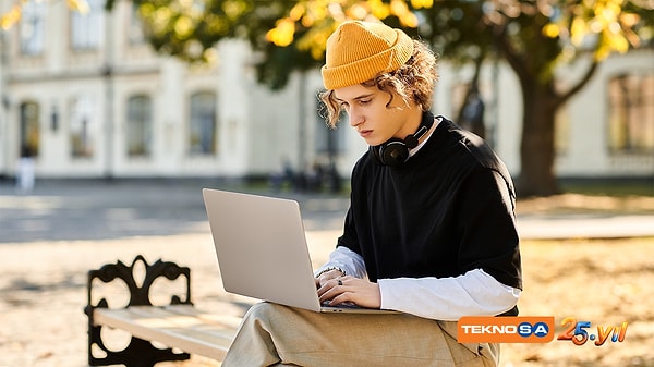 Öğrenciler için Laptop Seçerken Dikkat Edilmesi Gereken Özellikler
