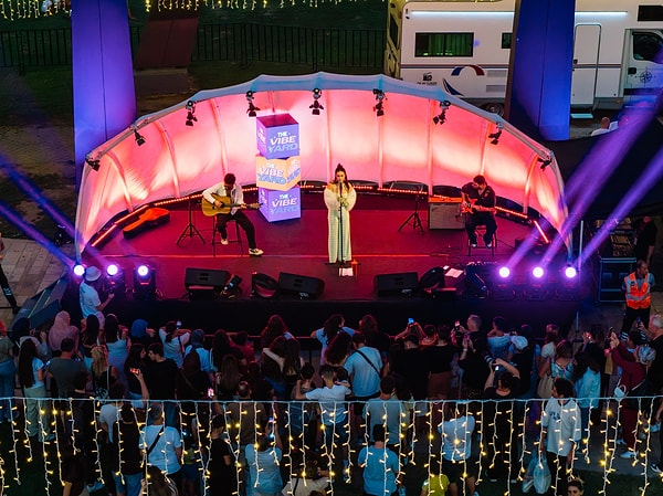 8. Ücretsiz etkinlikleriyle İstanbullular için yeni eğlence noktası: THE VIBE YARD!