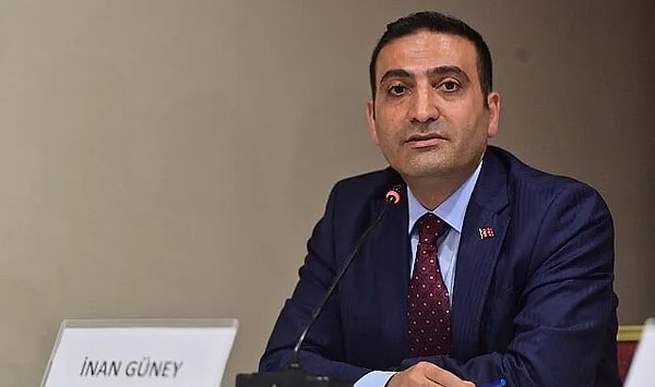 Beyoğlu Belediyesi’ne düzenlenen operasyonda toplam 44 kişi gözaltına alınmıştı.