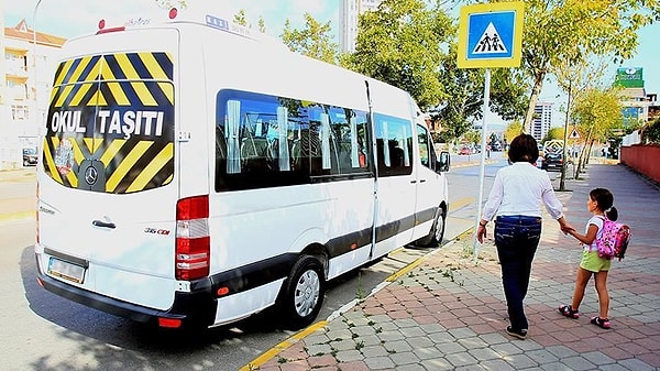 Okul servislerine yönelik önemli değişiklikler içeren düzenleme Resmî Gazete’de yayımlanarak yürürlüğe girdi.