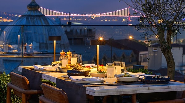 7. Roof Mezzepotamia – Orient Occident Hotel