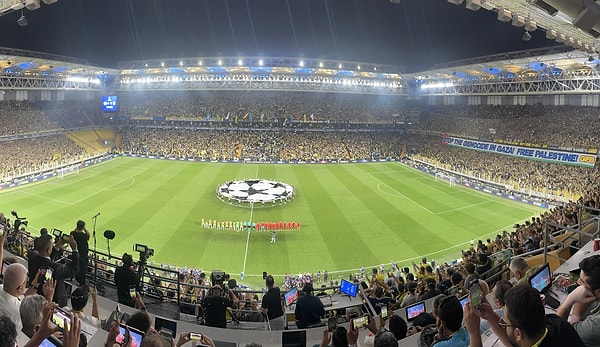 Kadıköy'de Fenerbahçe için tarihi günlerden biri daha yaşanıyor...