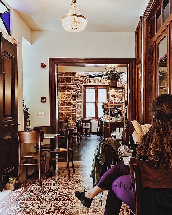 1. Story Coffee Roasters – Moda
