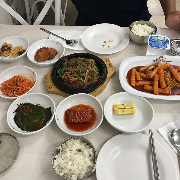 1. Tebek Korean Restaurant – A Stylish and Authentic Korean Experience in Beyoğlu