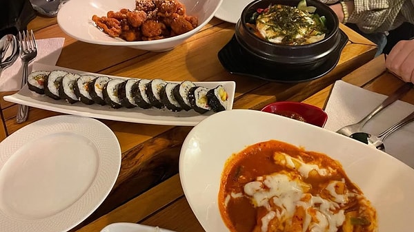 4. Kimchi Korean Restaurant – The Heart of Street Food in Beşiktaş