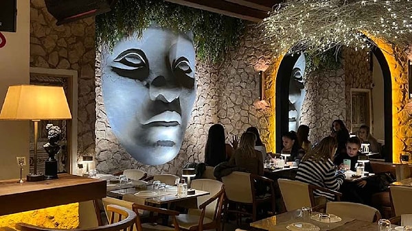 1. Paolina Cocktail & Kitchen – Bağdat Caddesi
