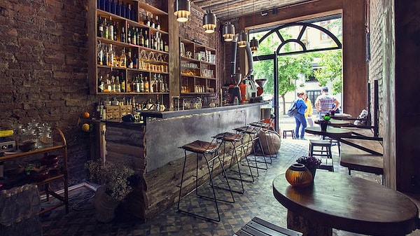 2. Geyik Coffee Roastery & Cocktail Bar – Cihangir