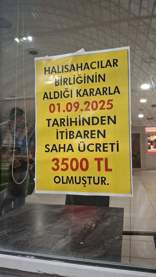 Kalabalık erkek grublarının en değer verdiği aktivitelerin başında halı saha maçı yapmak geliyor.