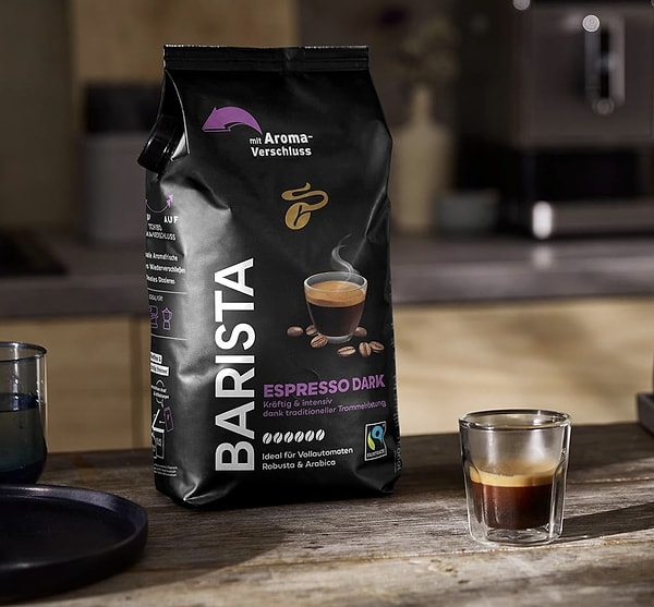 Bugün Amazon’da indirime giren Tchibo Barista Espresso Dark, yoğun aroması ve güçlü karakteriyle gerçek kahve tutkunlarının favorisi olacak.