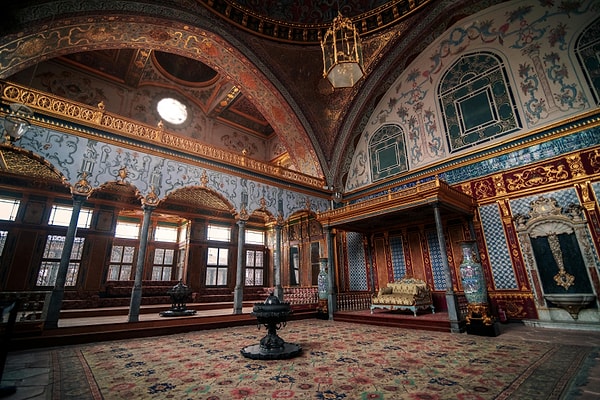 6. Topkapı Palace – Fatih
