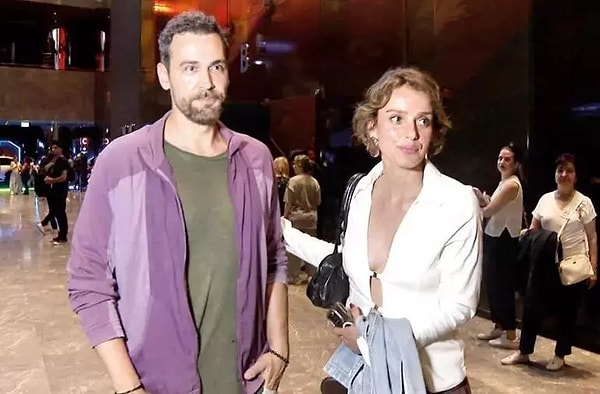 En son İnci Taneleri dizisinde Semiramis rolünde izlediğimiz Bestemsu Özdemir, son birkaç aydır hayatındaki ani ve radikal değişiklerle gündeme geliyor.