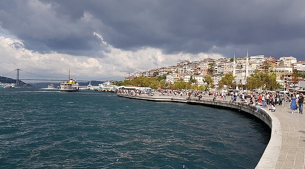9. Üsküdar Harem Coastal Path (Üsküdar)