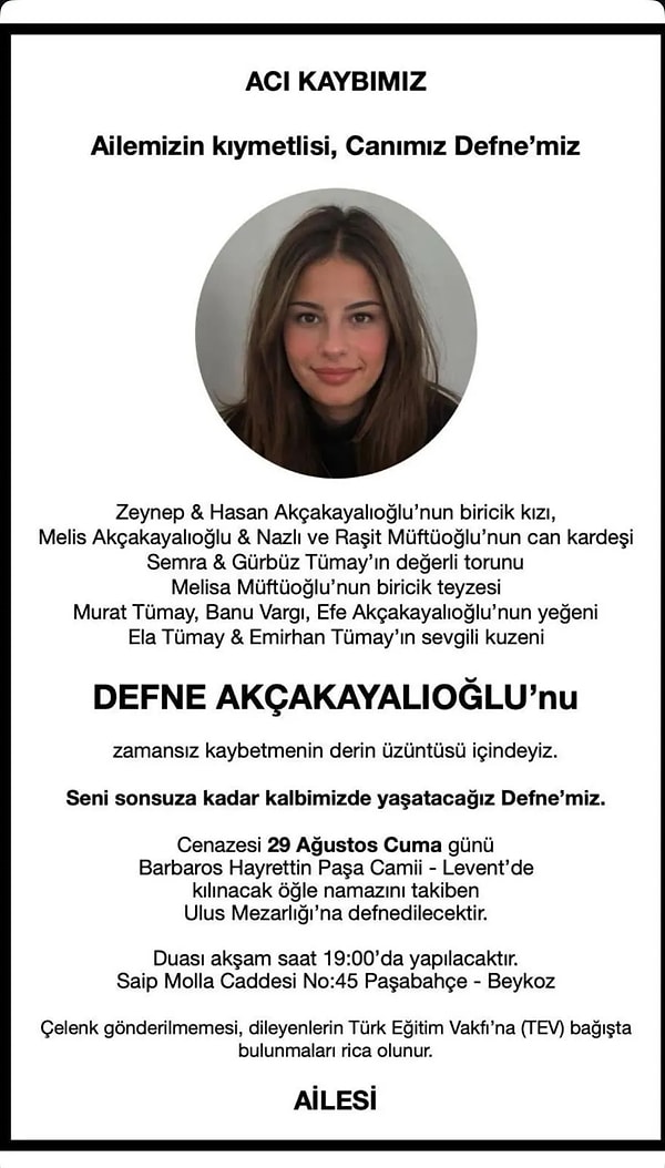 Defne Akçakayalıoğlu için gazetelere verilen ölüm ilanı. 👇