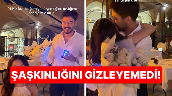 Kız Arkadaşlarıyla Otururken Romantik Bir Evlilik Teklifiyle Karşılaşan Kadın Şaşkınlığını Gizleyemedi