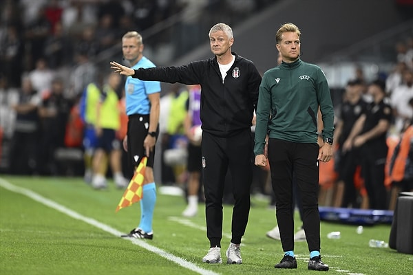 Ole Gunnar Solskjaer ile yollar ayrıldı.